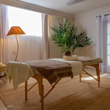 マリーンズ プラヤ ホテル