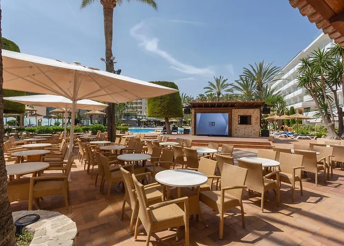 Marins Playa 4* كالا مييور