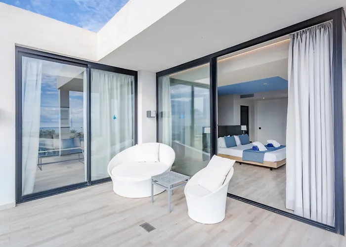 Marins Playa Ξενοδοχείο 4*